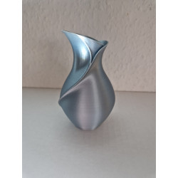 NORDIC BLOOM – Silver Petal Edition